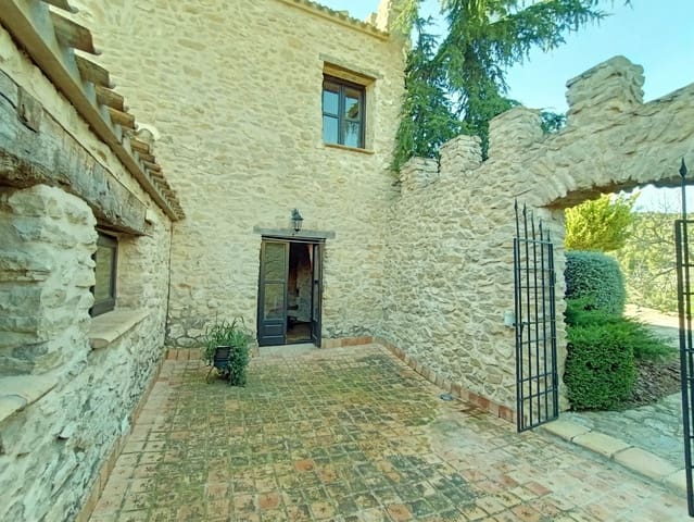 5 bedroom Finca/Country House for sale in Relleu with pool garage - € 2,150,000 (Ref: 2161763)