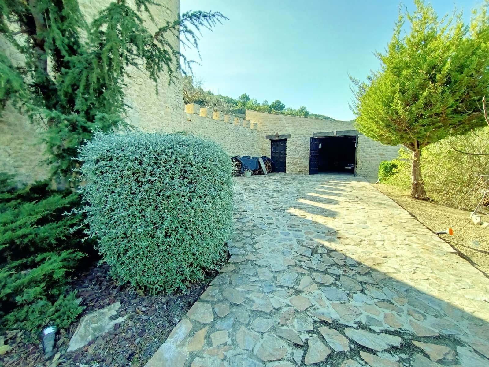 5 soveværelse Finca/Landehus til salg i Relleu med swimmingpool garage - € 2.150.000 (Ref: 2161763)