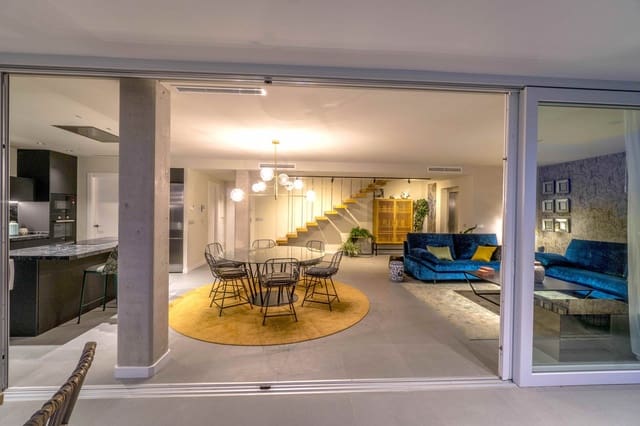 3 bedroom Villa for sale in Finestrat with pool - € 648,500 (Ref: 4775560)