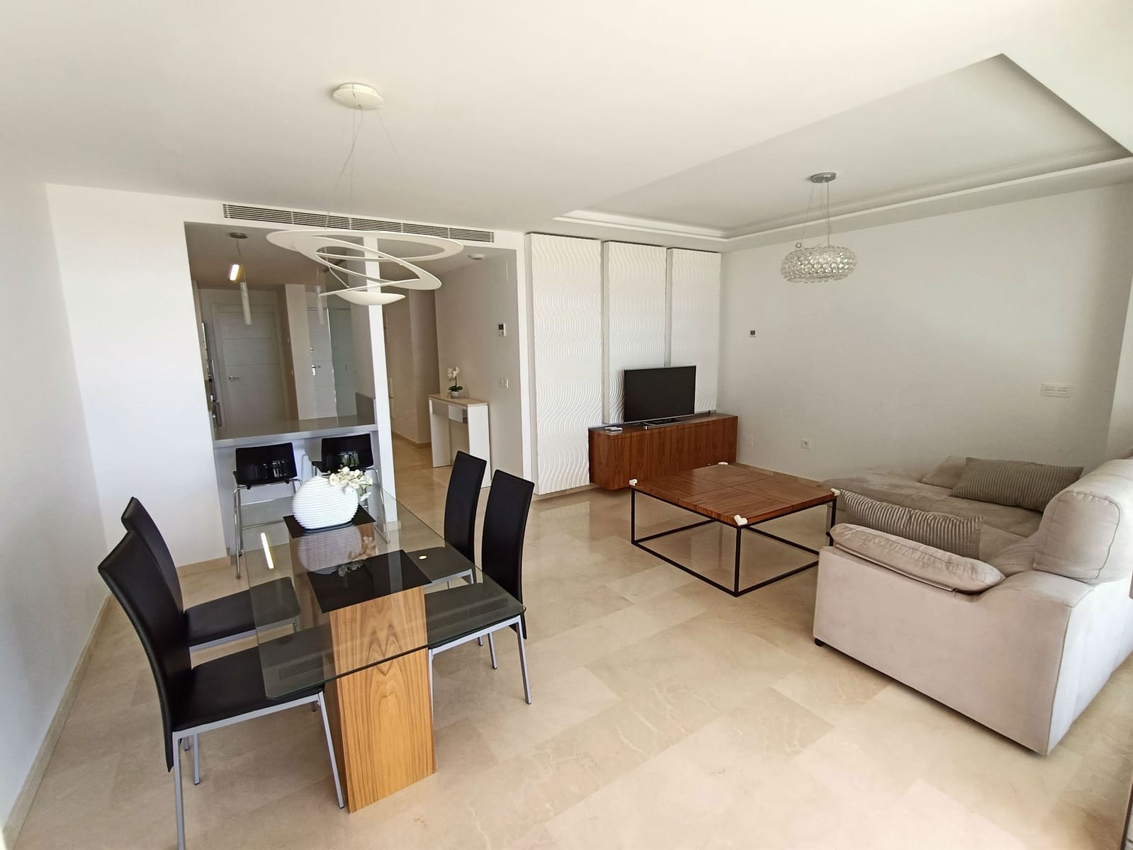 3 makuuhuone Huoneisto myytävänä paikassa La Villajoyosa / Vila Joiosa mukana uima-altaan 
autotalli - 545 000 € (Ref: 7535115)