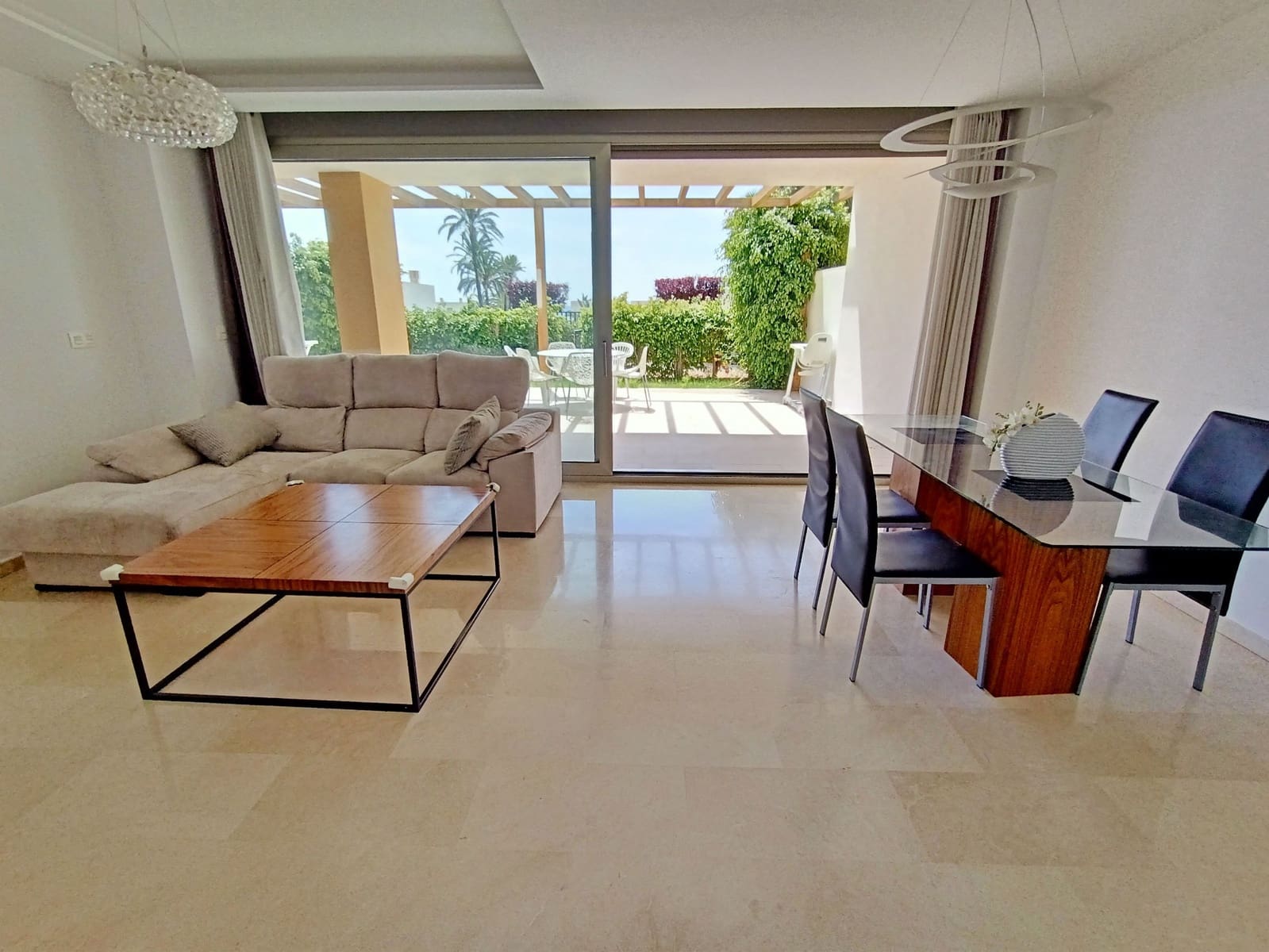 3 makuuhuone Huoneisto myytävänä paikassa La Villajoyosa / Vila Joiosa mukana uima-altaan 
autotalli - 545 000 € (Ref: 7535115)