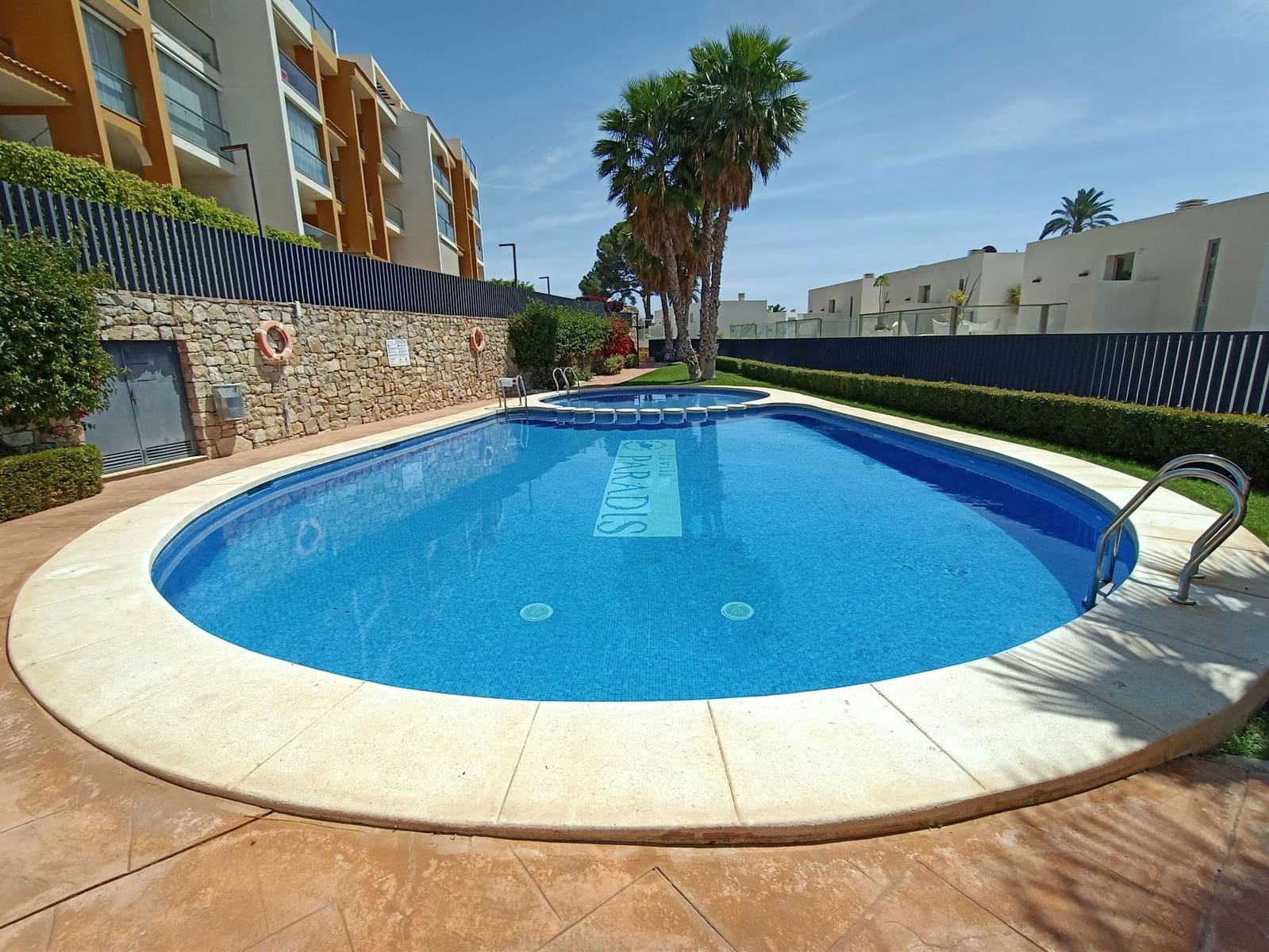 3 makuuhuone Huoneisto myytävänä paikassa La Villajoyosa / Vila Joiosa mukana uima-altaan 
autotalli - 545 000 € (Ref: 7535115)