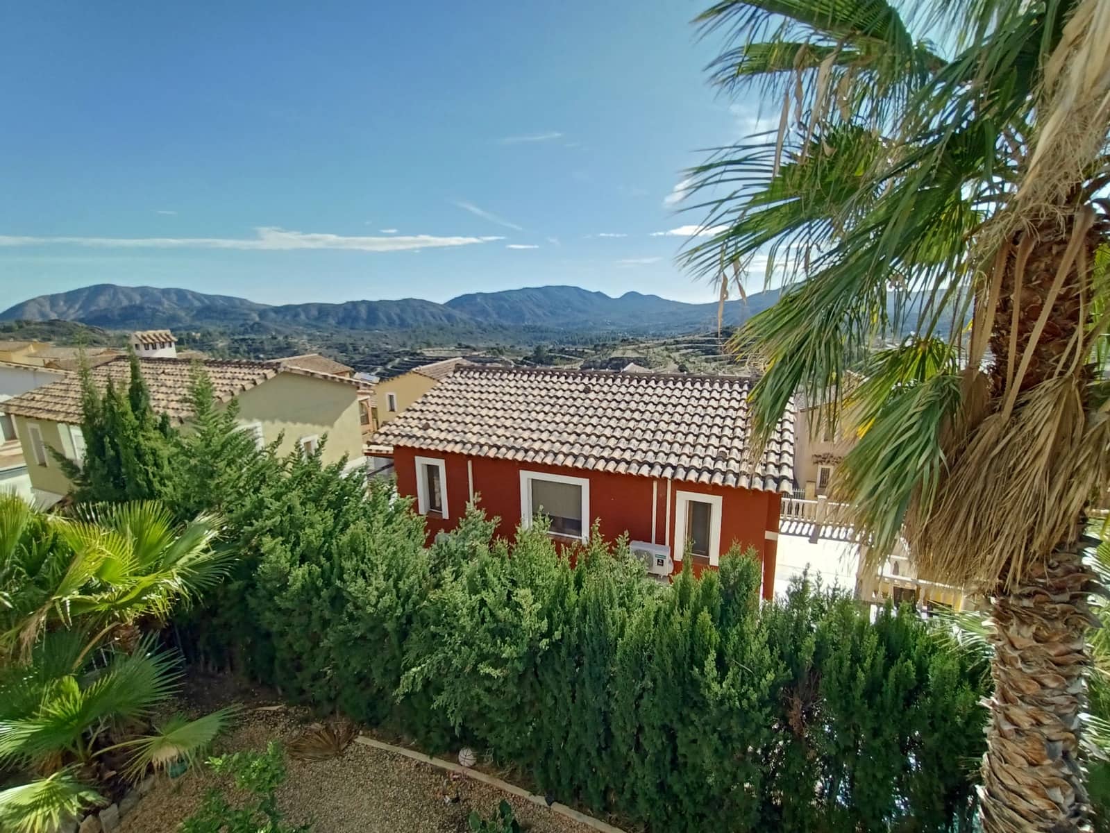 3 soveværelse Villa til salg i Relleu med swimmingpool garage - € 269.000 (Ref: 8660704)