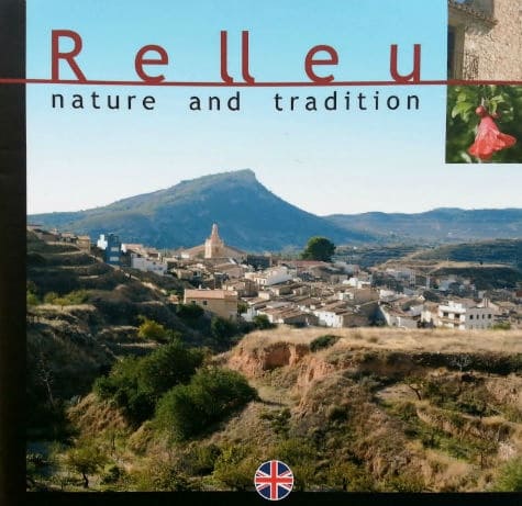 3 soveværelse Byhus til salg i Relleu med swimmingpool garage - € 199.000 (Ref: 9191852)