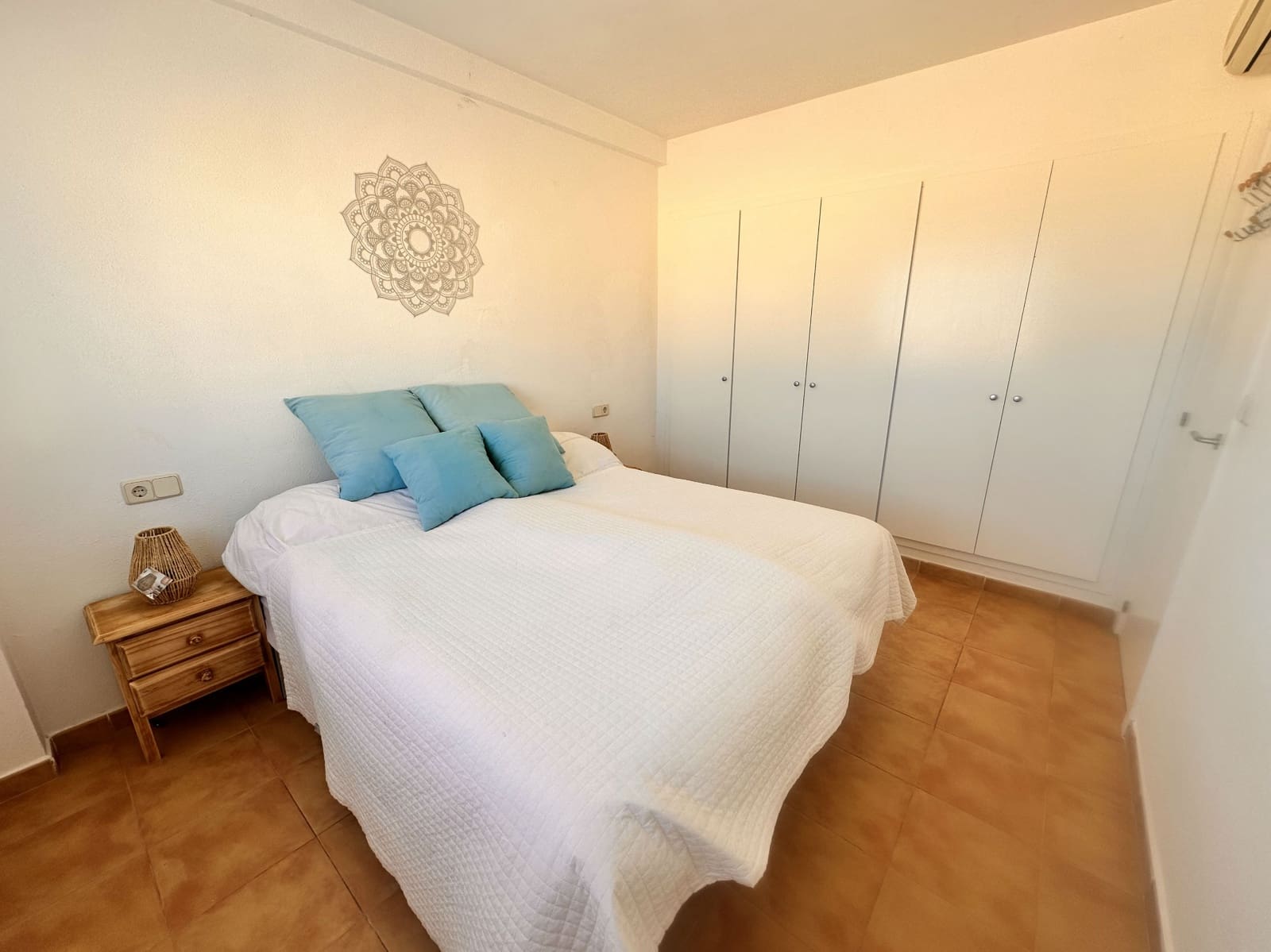 3 soveværelse Byhus til salg i Relleu med swimmingpool garage - € 199.000 (Ref: 9191852)