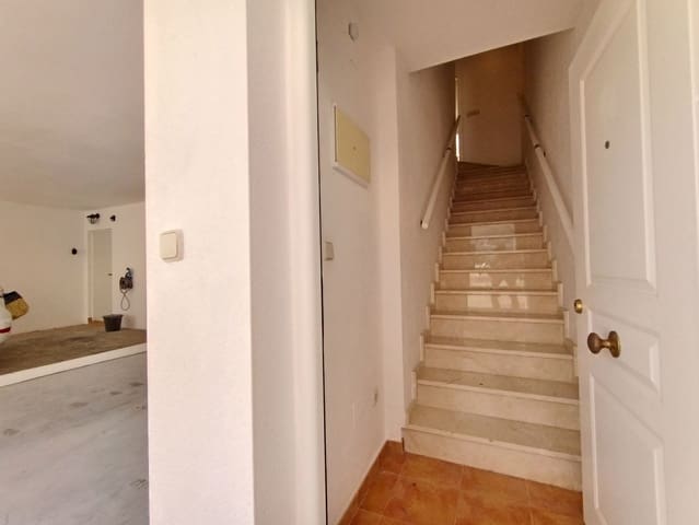 3 bedroom Townhouse for sale in Relleu with pool garage - € 199,000 (Ref: 9191852)