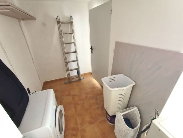 3 bedroom Townhouse for sale in Relleu with pool garage - € 199,000 (Ref: 9191852)