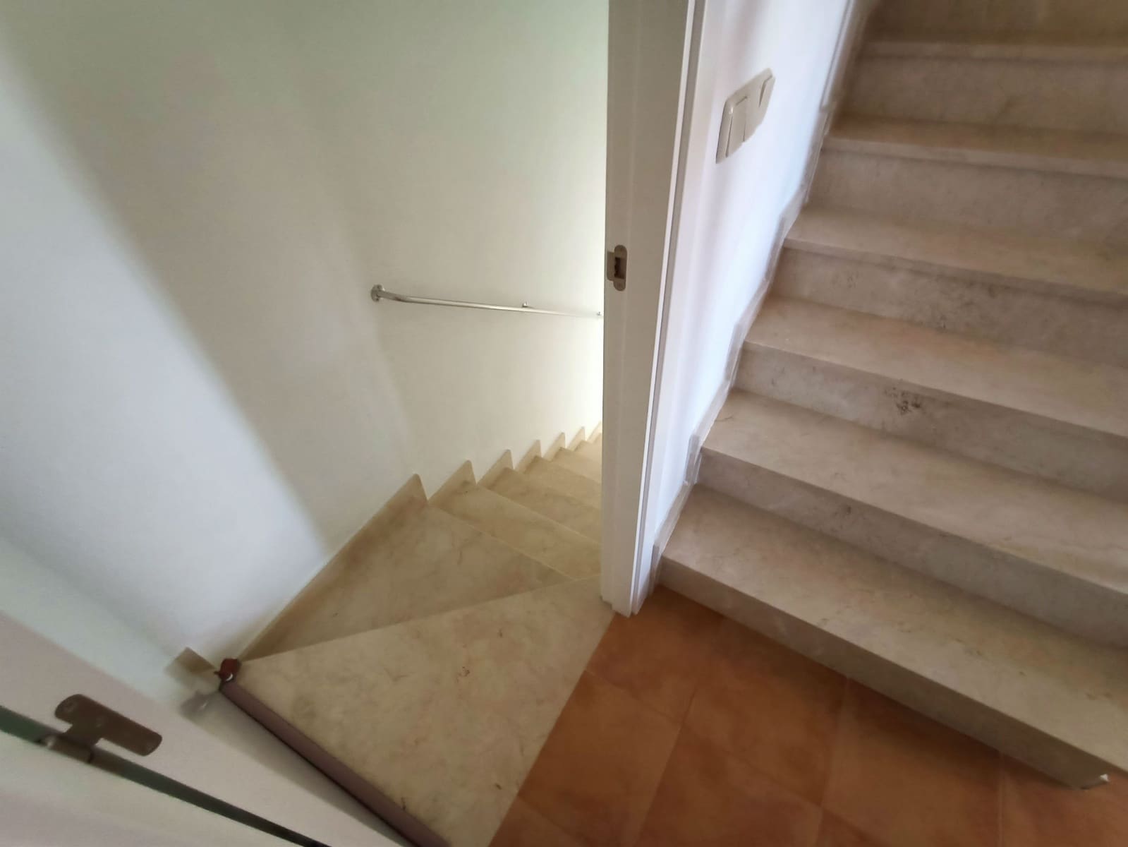 3 quarto Casa em Banda para venda em Relleu com piscina garagem - 195 000 € (Ref: 9205772)