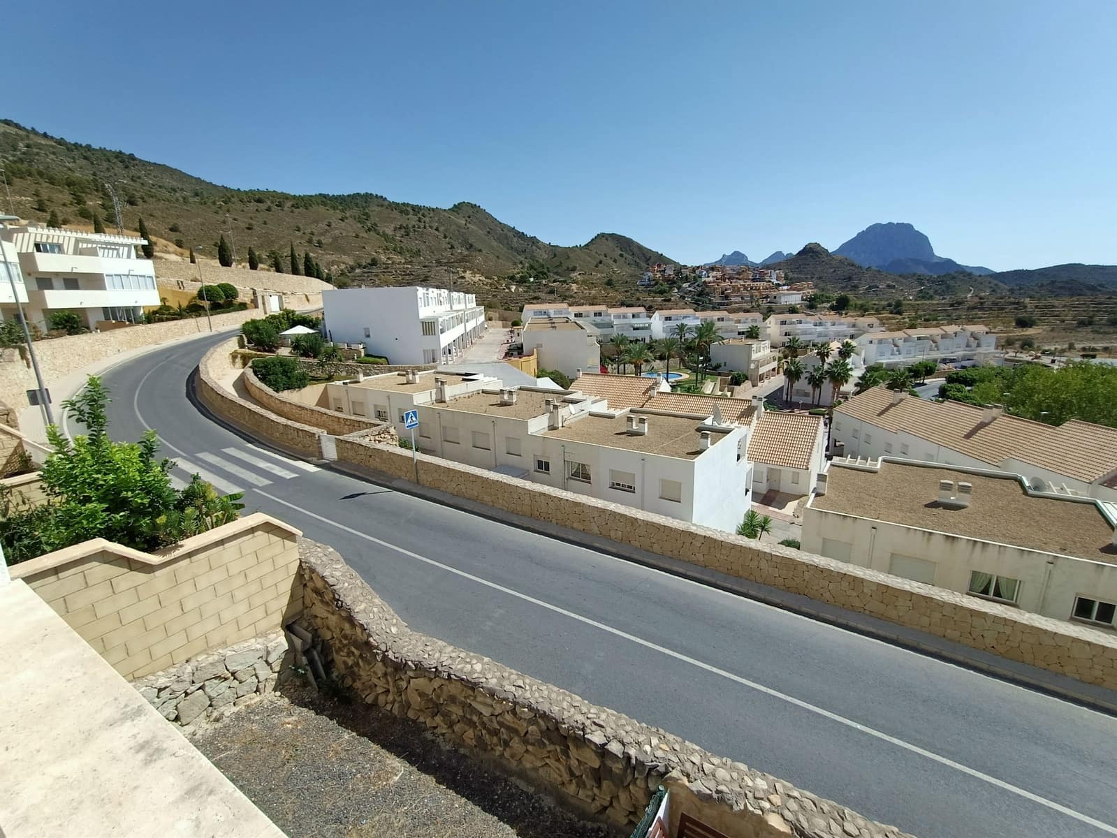 3 quarto Casa em Banda para venda em Relleu com piscina garagem - 195 000 € (Ref: 9205772)