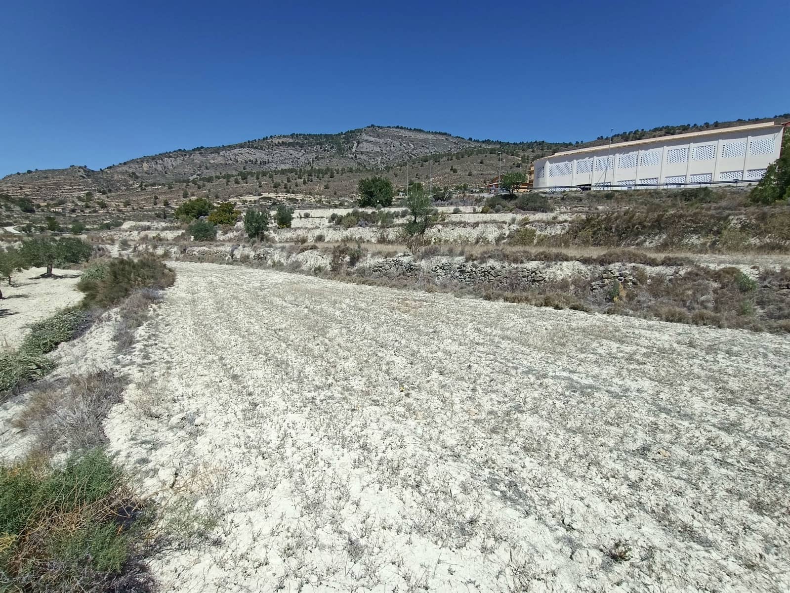 Działka budowlana na sprzedaż w Relleu - 99 000 € (Ref: 9255458)