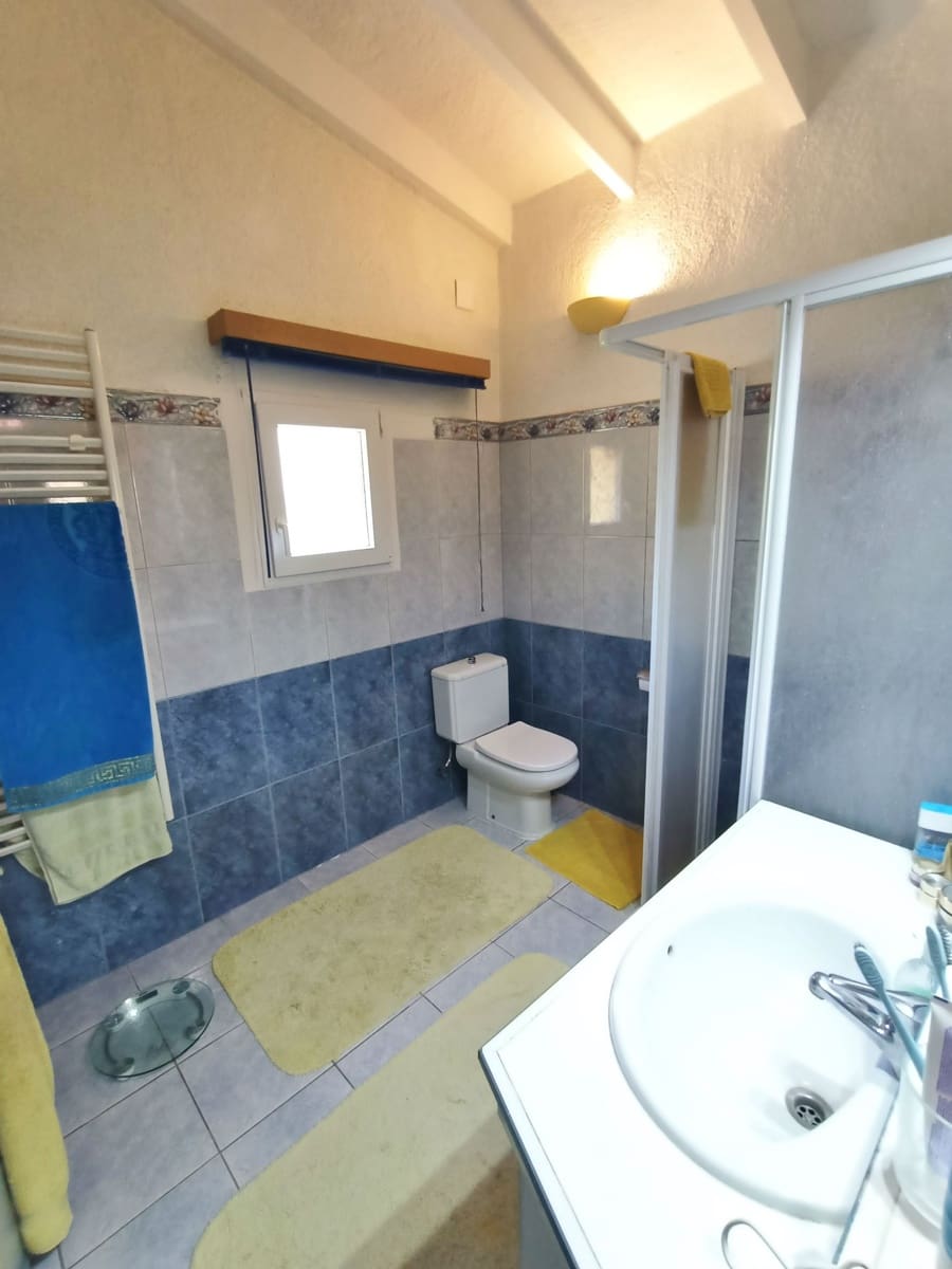 4 soveværelse Villa til salg i Benissa med swimmingpool garage - € 675.000 (Ref: 9255461)