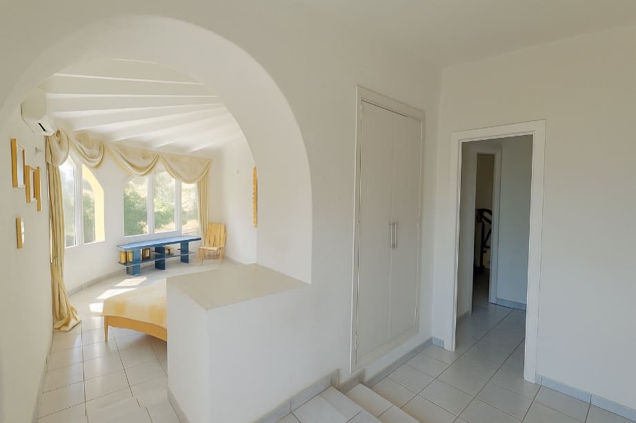 4 soveværelse Villa til salg i Benissa med swimmingpool garage - € 675.000 (Ref: 9255461)