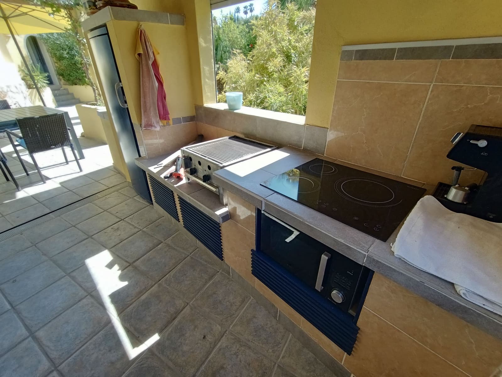 4 soveværelse Villa til salg i Benissa med swimmingpool garage - € 675.000 (Ref: 9255461)