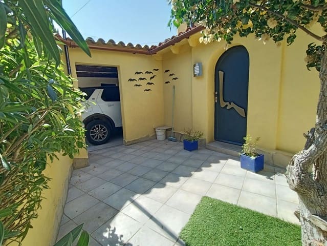 4 sypialnia Willa na sprzedaż w Benissa z basenem garażem - 675 000 € (Ref: 9255461)