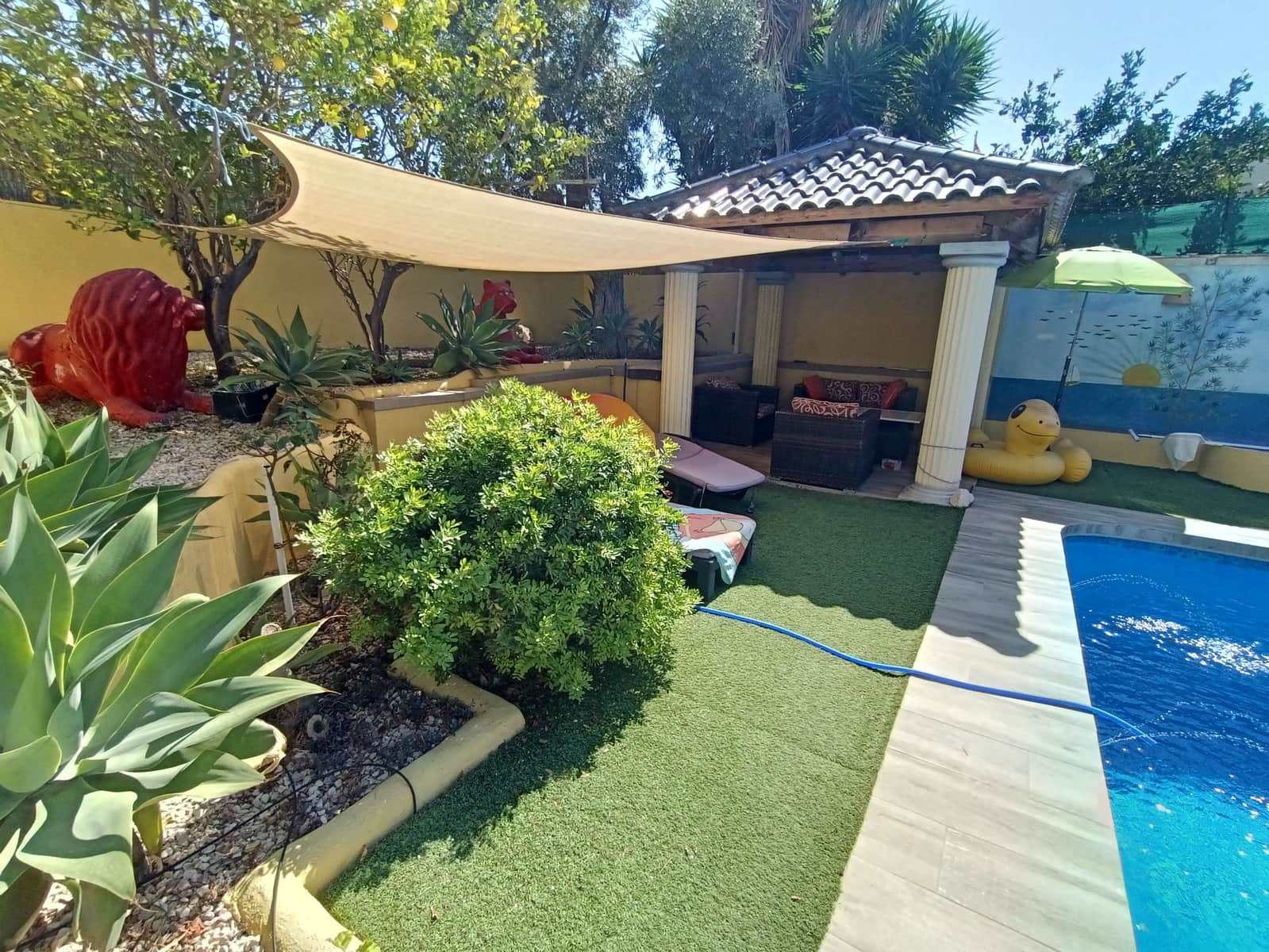 4 soveværelse Villa til salg i Benissa med swimmingpool garage - € 675.000 (Ref: 9255461)