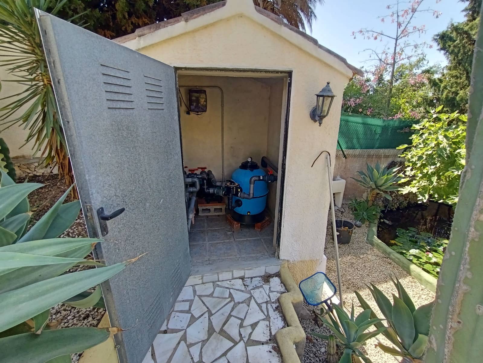 4 soveværelse Villa til salg i Benissa med swimmingpool garage - € 675.000 (Ref: 9255461)