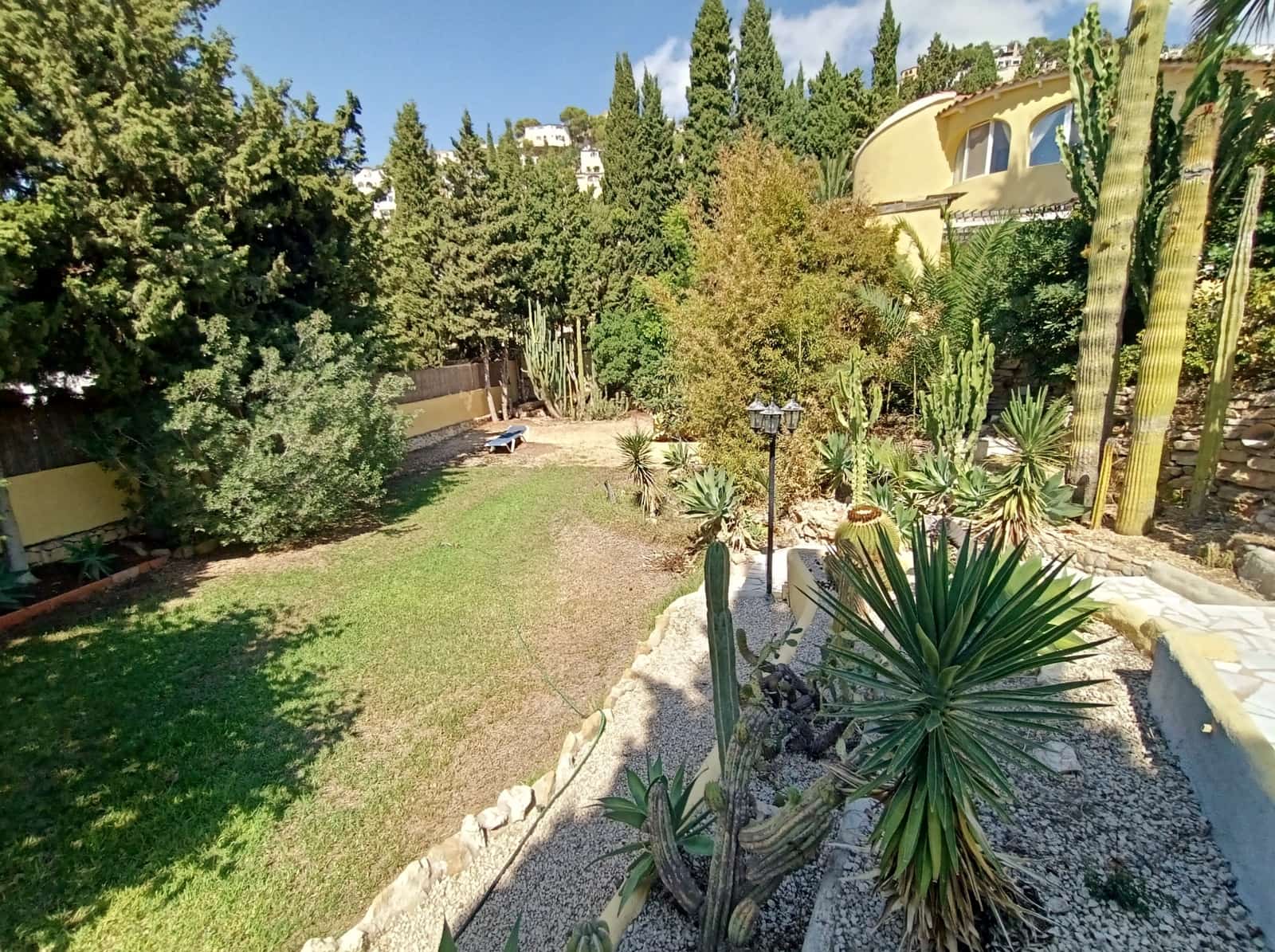 4 soveværelse Villa til salg i Benissa med swimmingpool garage - € 675.000 (Ref: 9255461)