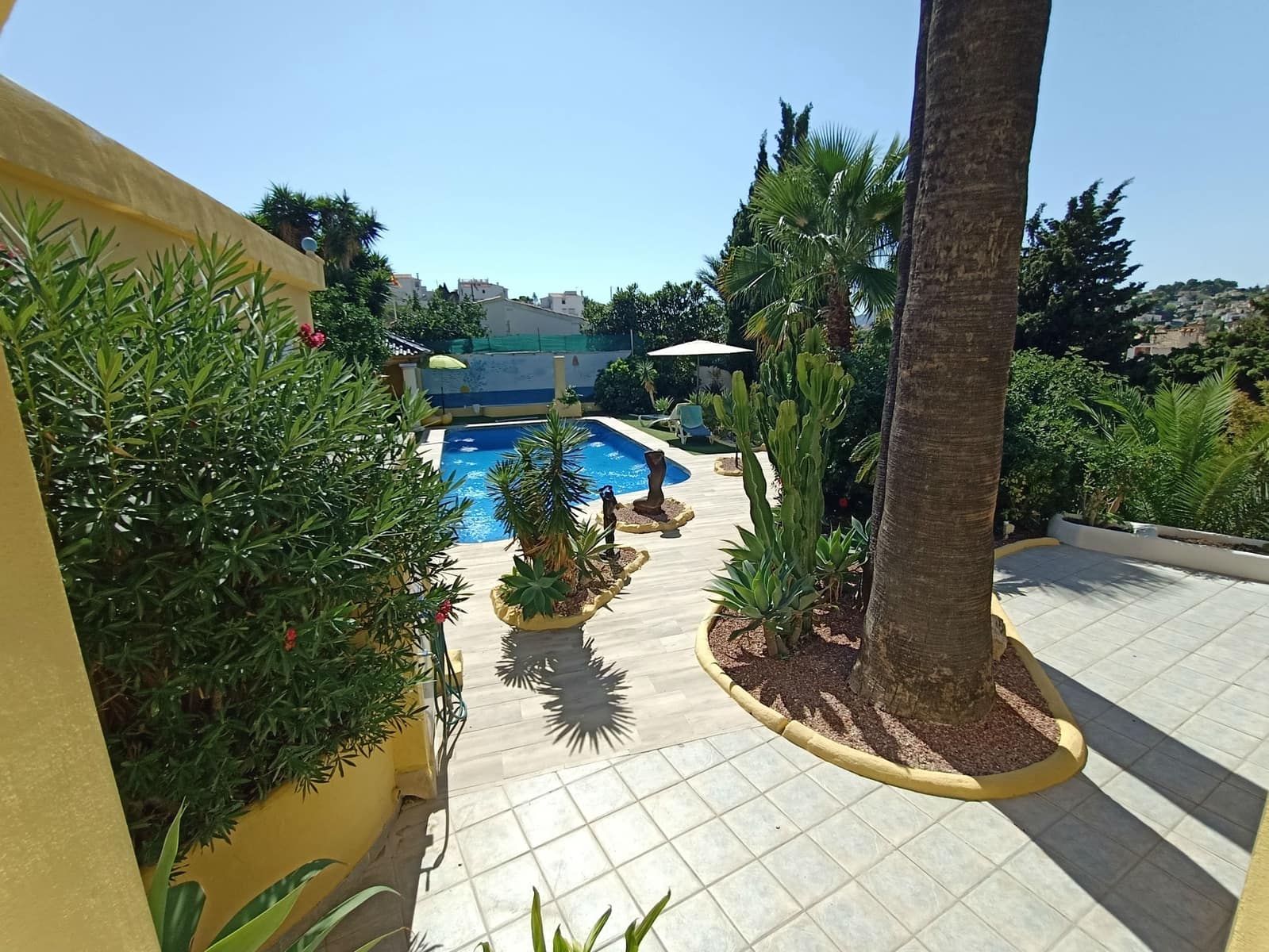 4 soveværelse Villa til salg i Benissa med swimmingpool garage - € 675.000 (Ref: 9255461)