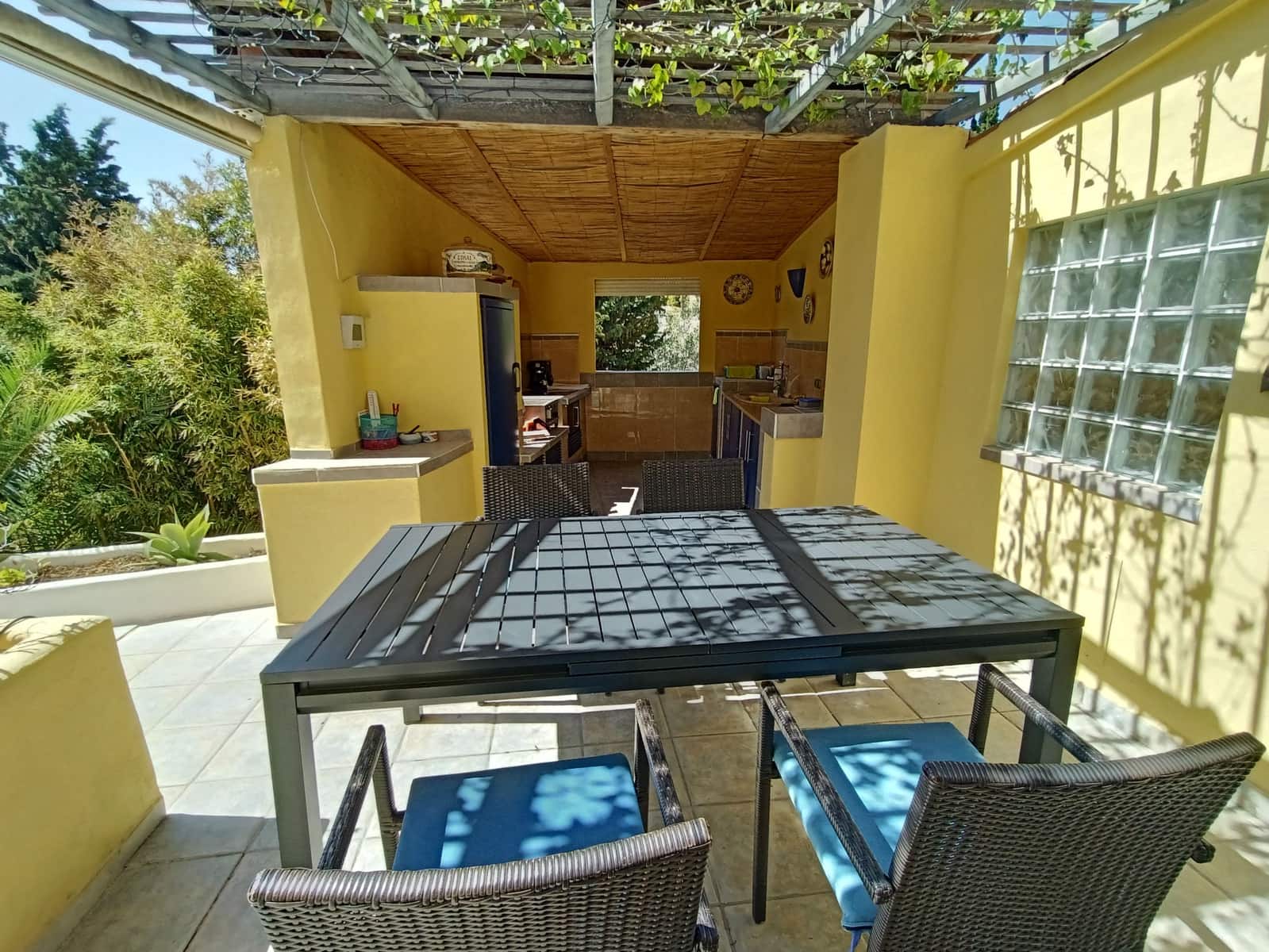 4 soveværelse Villa til salg i Benissa med swimmingpool garage - € 675.000 (Ref: 9255461)