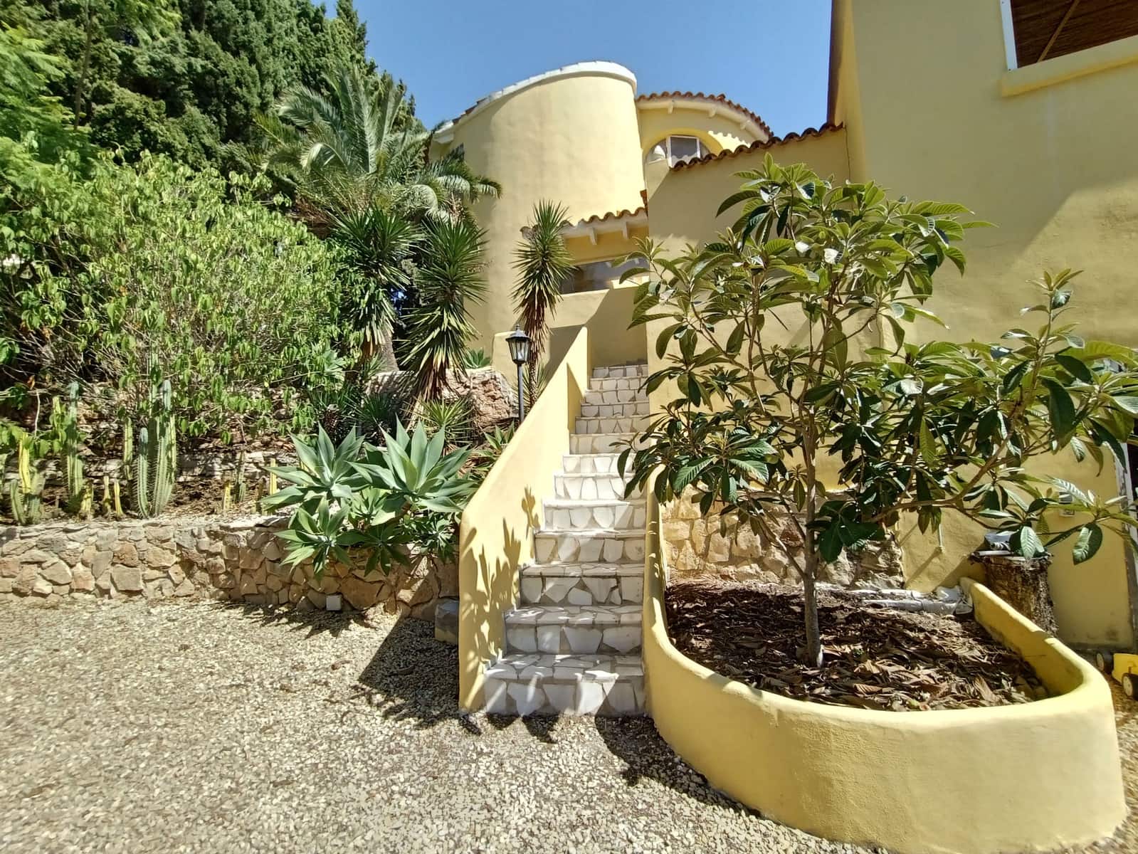 4 soveværelse Villa til salg i Benissa med swimmingpool garage - € 675.000 (Ref: 9255461)