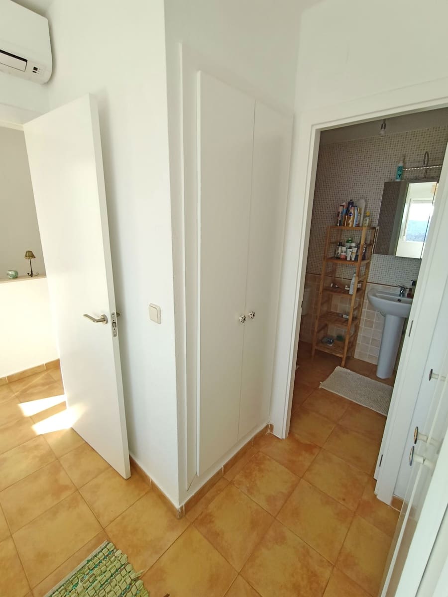 4 quarto Casa em Banda para venda em Relleu com piscina garagem - 195 000 € (Ref: 9301431)