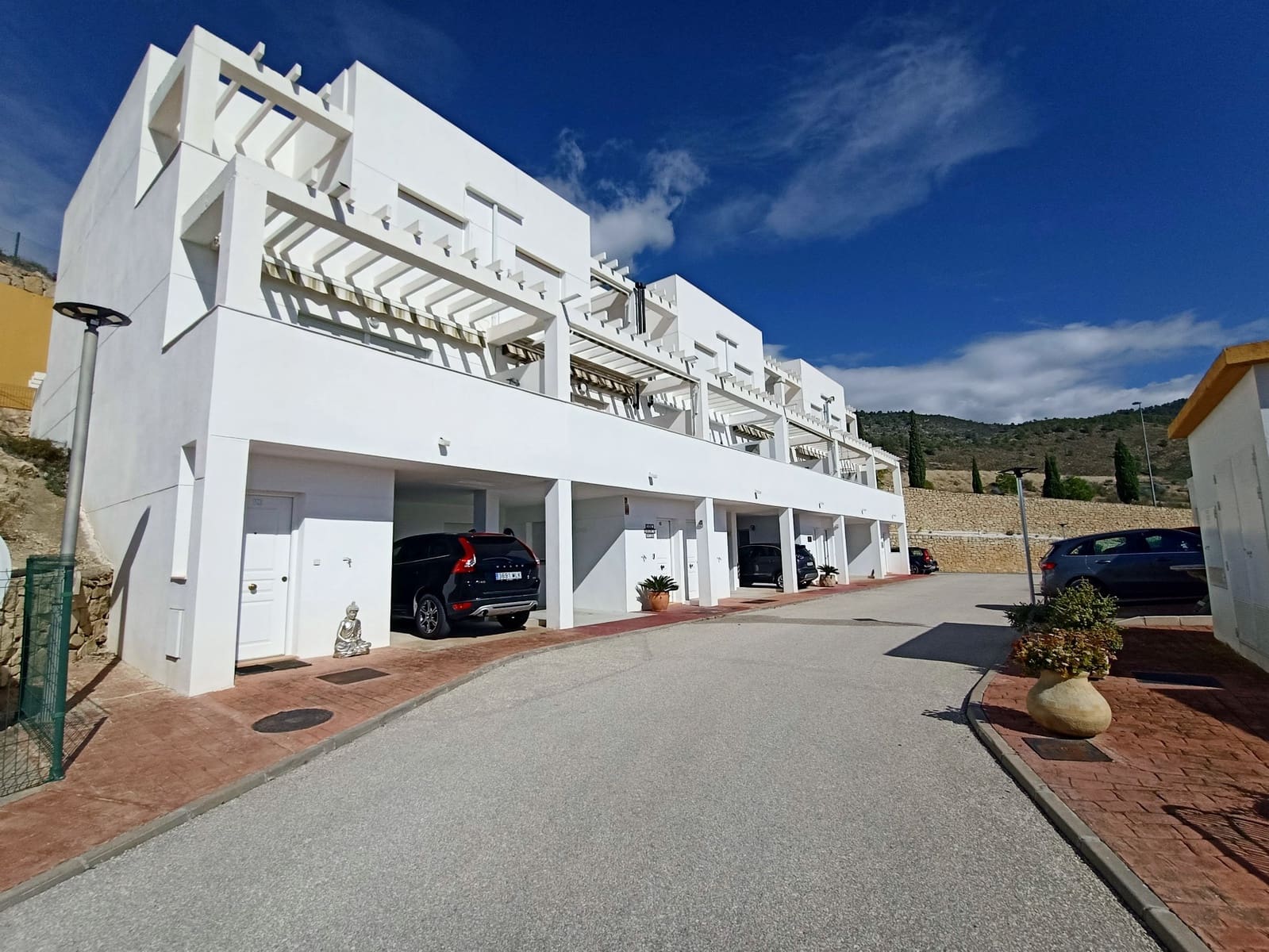 4 quarto Casa em Banda para venda em Relleu com piscina garagem - 195 000 € (Ref: 9301431)