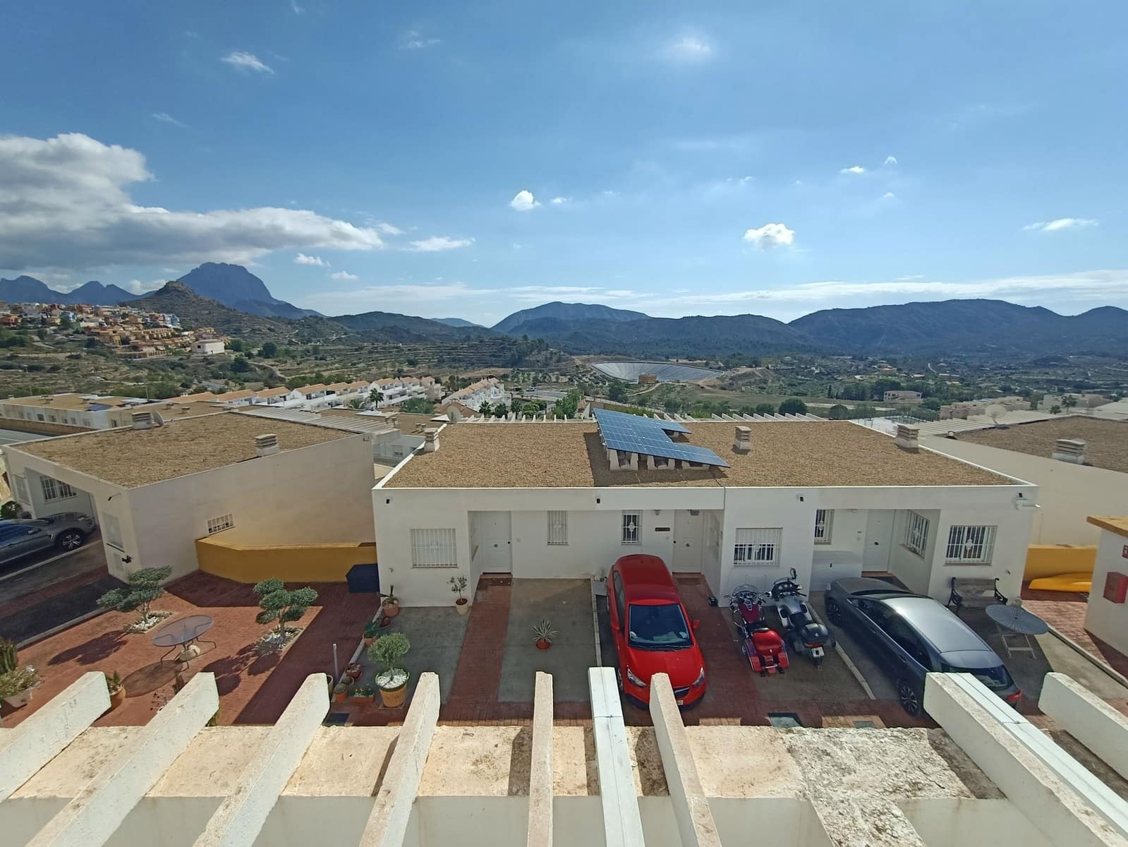 4 quarto Casa em Banda para venda em Relleu com piscina garagem - 195 000 € (Ref: 9301431)