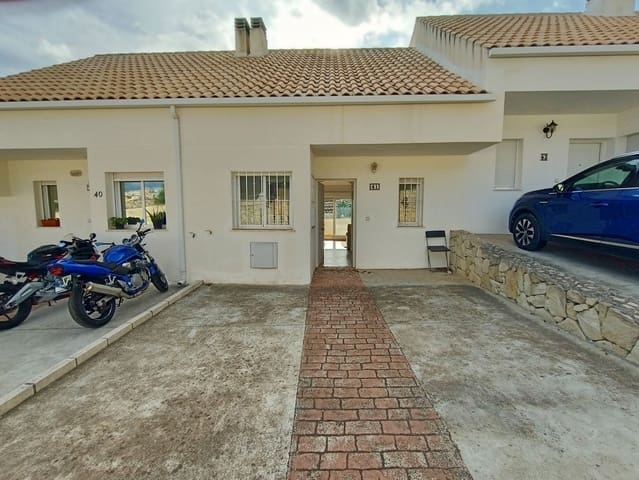 3 bedroom Townhouse for sale in Relleu with pool garage - € 159,000 (Ref: 9433649)