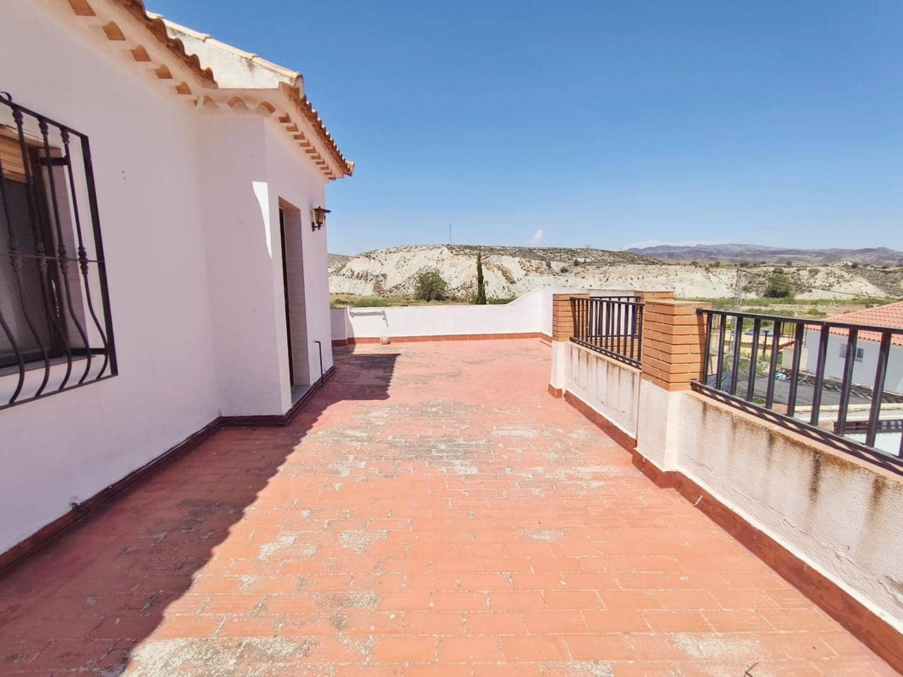6 bedroom Finca/Country House for sale in La Huelga - € 150,000 (Ref: 10026163)