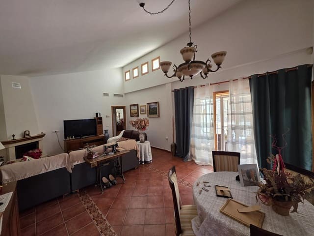 4 soverom Villa til salgs i Vera Ciudad, Vera med svømmebasseng garasje - € 395 000 (Ref: 10062752)