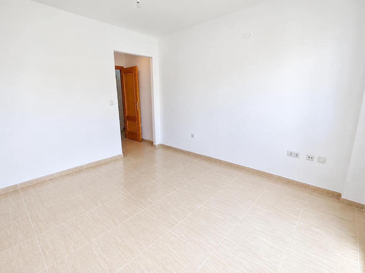 3 soverom Leilighet til salgs i Vera med garasje - € 244 000 (Ref: 10077299)