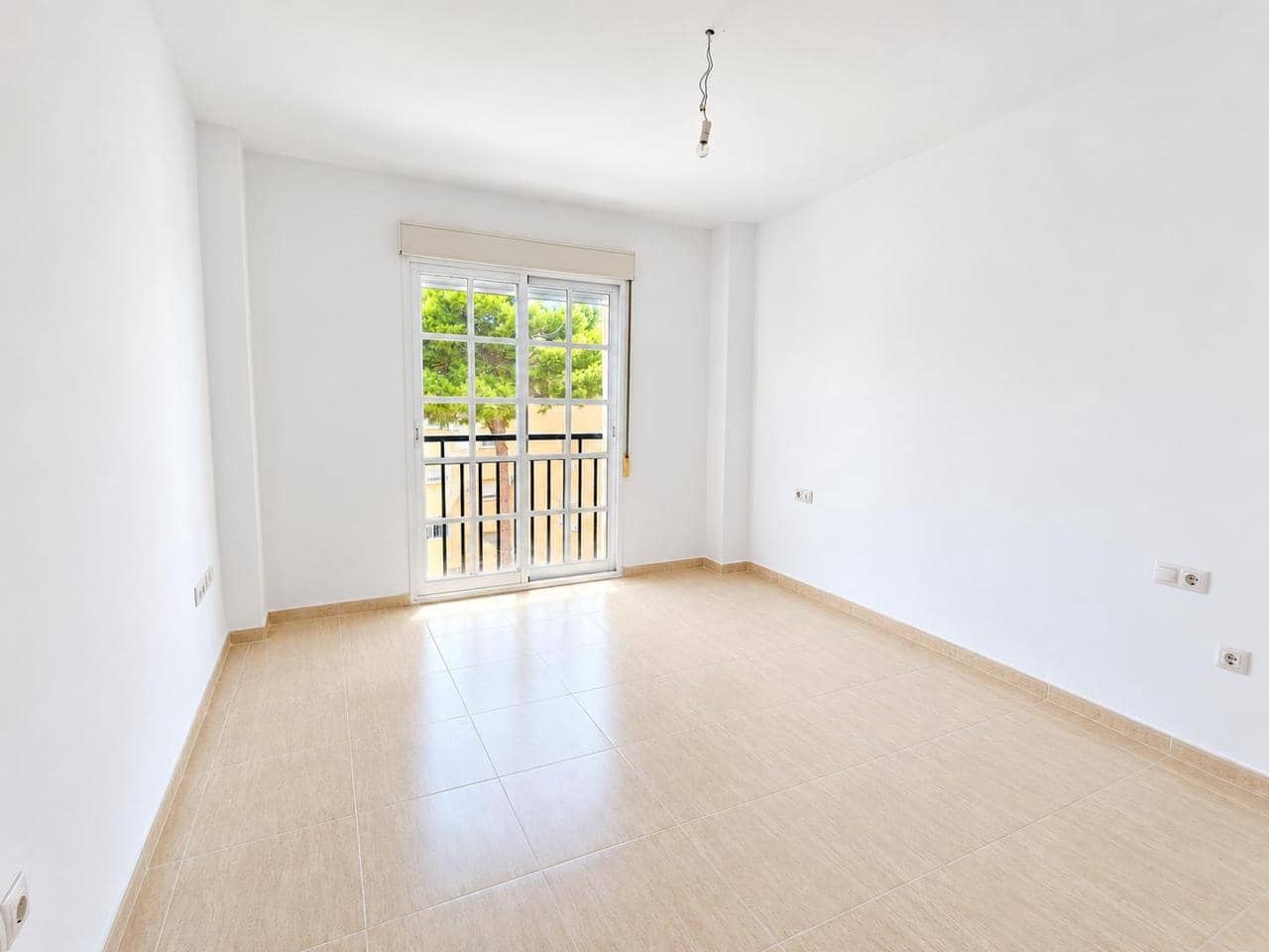 3 soverom Leilighet til salgs i Vera med garasje - € 244 000 (Ref: 10077299)