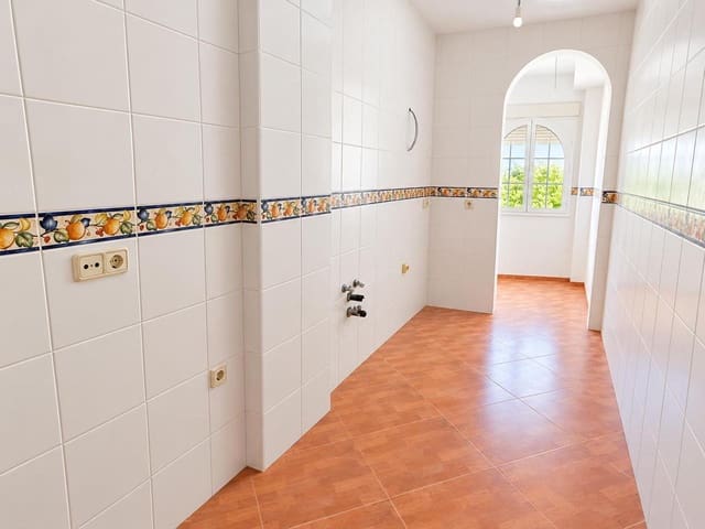 2 slaapkamer Flat te koop in Los Gallardos - € 100.000 (Ref: 10093701)