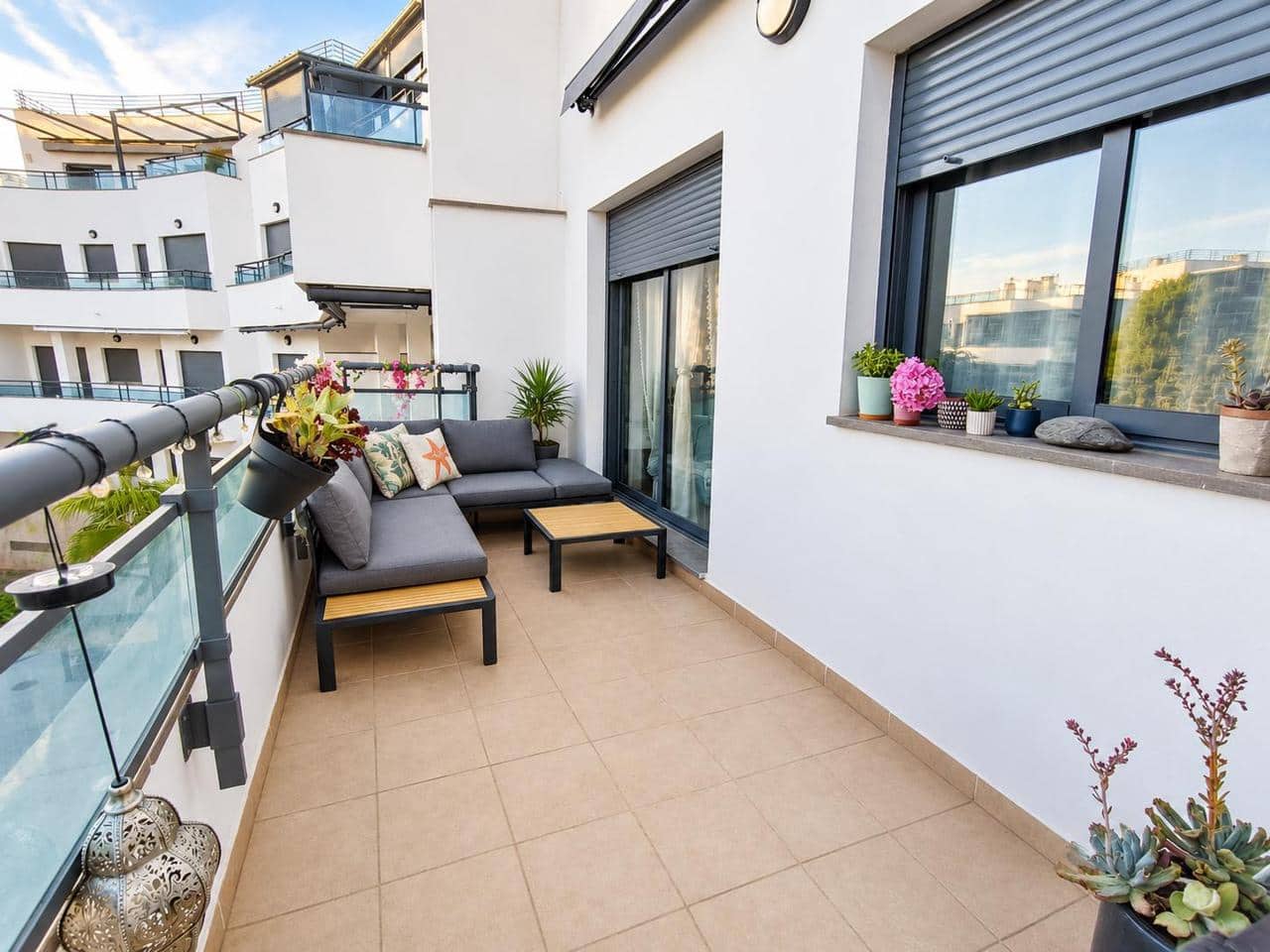 2 bedroom Flat for rent in Garrucha with pool garage - € 850 (Ref: 10111141)