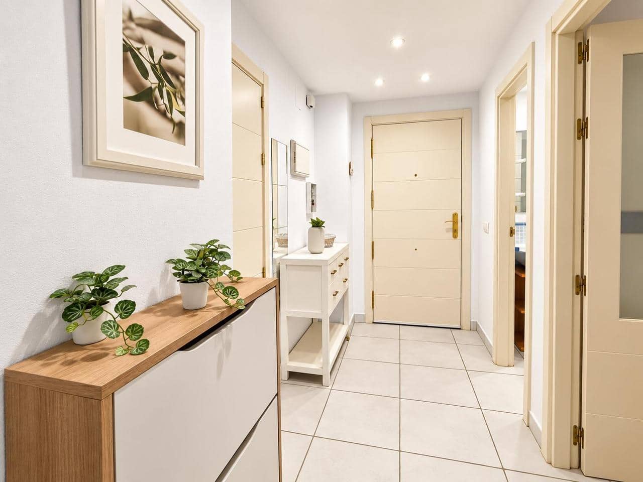 2 bedroom Flat for sale in Vera with pool garage - € 280,000 (Ref: 10130138)