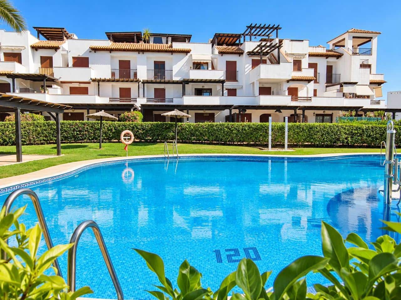 2 bedroom Flat for sale in Vera with pool garage - € 280,000 (Ref: 10130138)