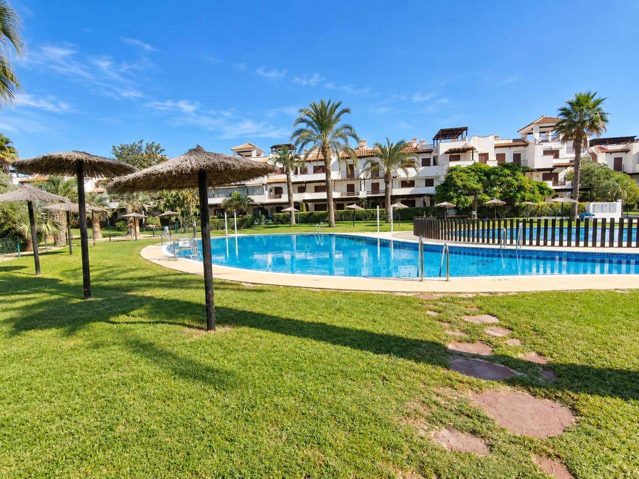 2 bedroom Flat for sale in Vera with pool garage - € 280,000 (Ref: 10130138)