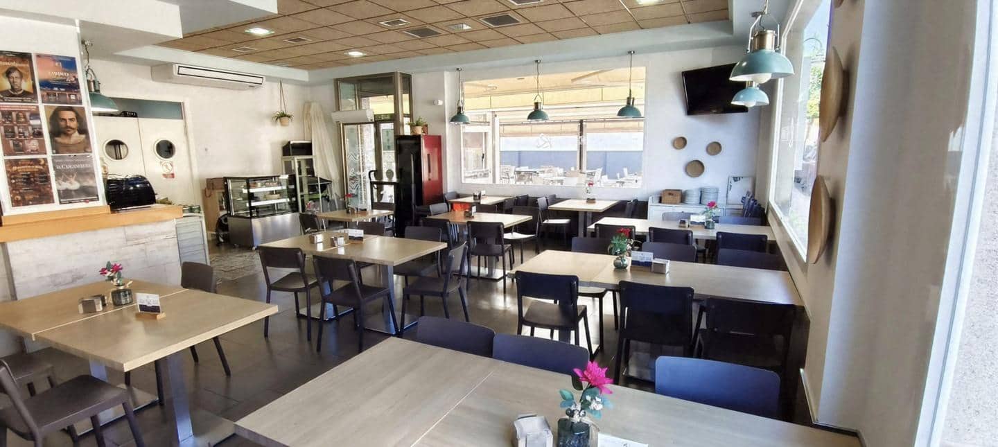 2 quarto Empresa para arrendar em Vera - 1 650 € (Ref: 10179367)