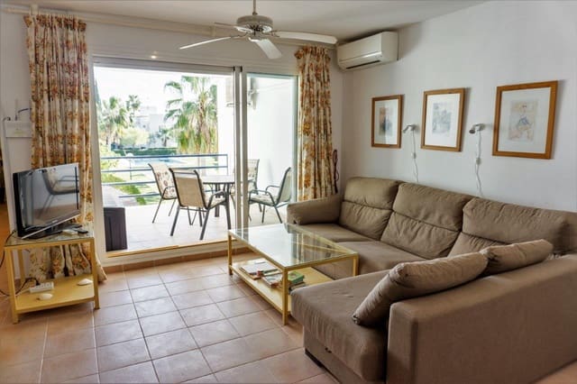 1 slaapkamer Flat voor vakantieverhuur in El Playazo, Vera met zwembad - € 850 (Ref: 6593553)