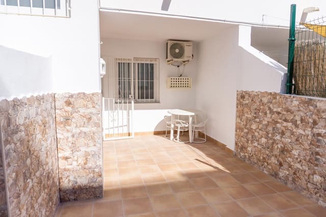 2 sypialnia Mieszkanie na kwatery wakacyjne w Puerto del Rey, Vera z basenem - 900 € (Ref: 6717333)