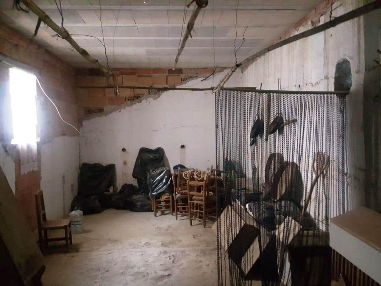 5 soveværelse Villa til salg i Oria - € 33.000 (Ref: 7282005)