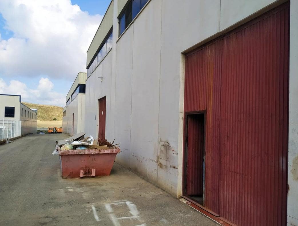 Commercial for rent in Antas - € 1,450 (Ref: 7287547)