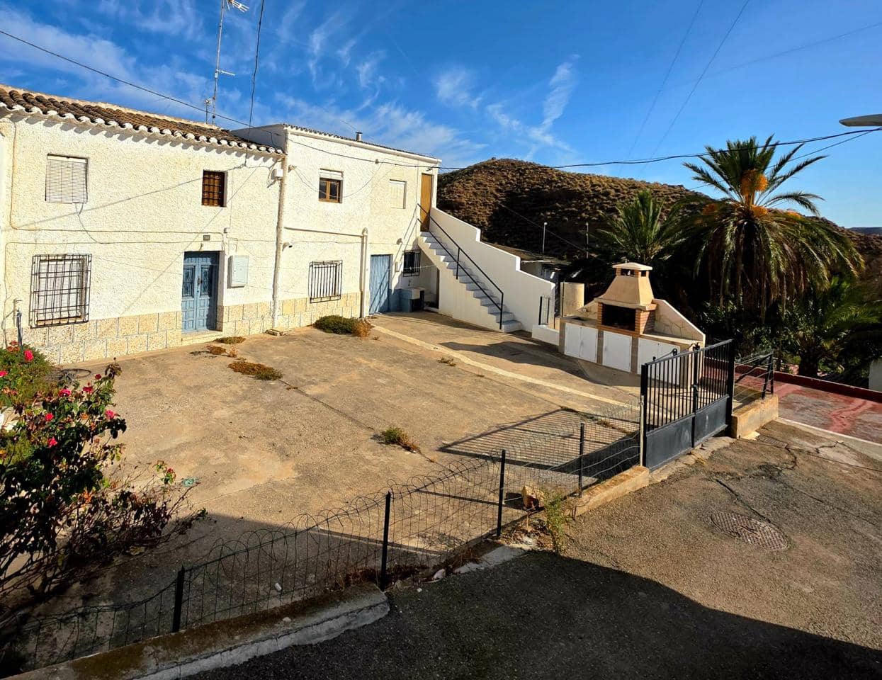 10 bedroom Villa for sale in Antas with garage - € 105,000 (Ref: 7327227)