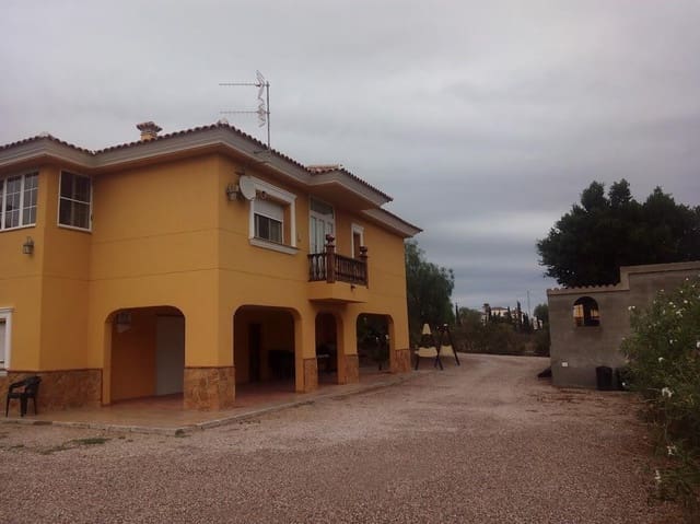 4 slaapkamer Villa te koop in Vera Ciudad, Vera met zwembad garage - € 550.000 (Ref: 7327228)