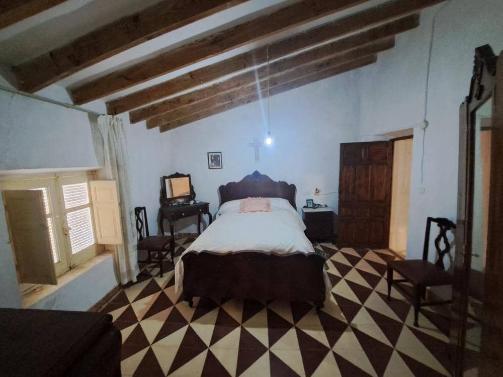 4 slaapkamer Finca/Landhuis te koop in Antas met garage - € 115.000 (Ref: 7362954)