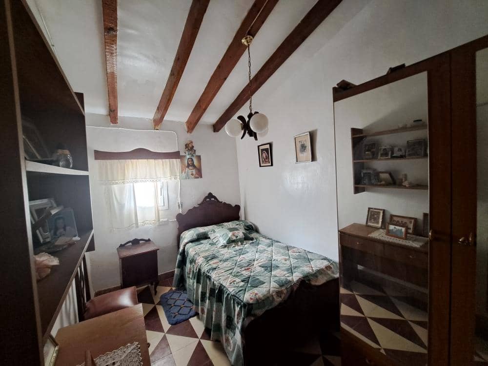 4 slaapkamer Finca/Landhuis te koop in Antas met garage - € 115.000 (Ref: 7362954)