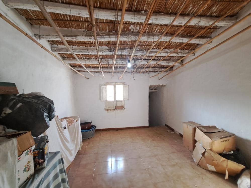 4 slaapkamer Finca/Landhuis te koop in Antas met garage - € 115.000 (Ref: 7362954)