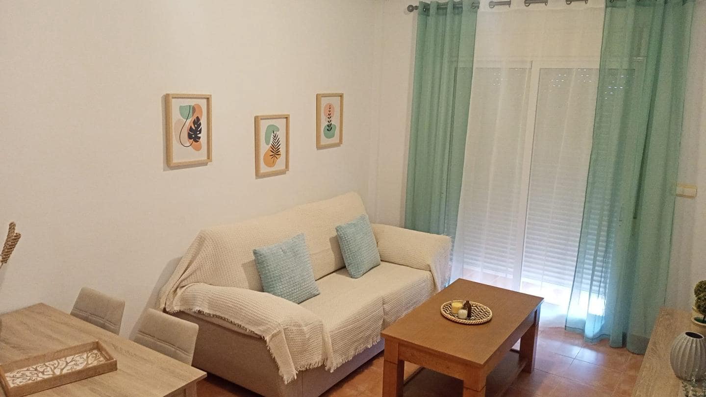 2 soveværelse Lejlighed til leje i Mojacar med swimmingpool - € 700 (Ref: 7369741)