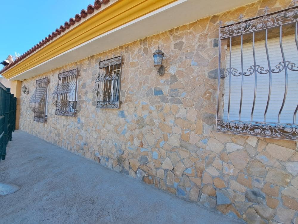 3 soveværelse Villa til salg i Aljariz med garage - € 330.000 (Ref: 7446136)