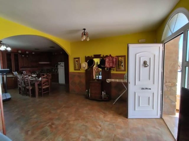 3 bedroom Villa for sale in Aljariz, Antas with garage - € 330,000 (Ref: 7446136)